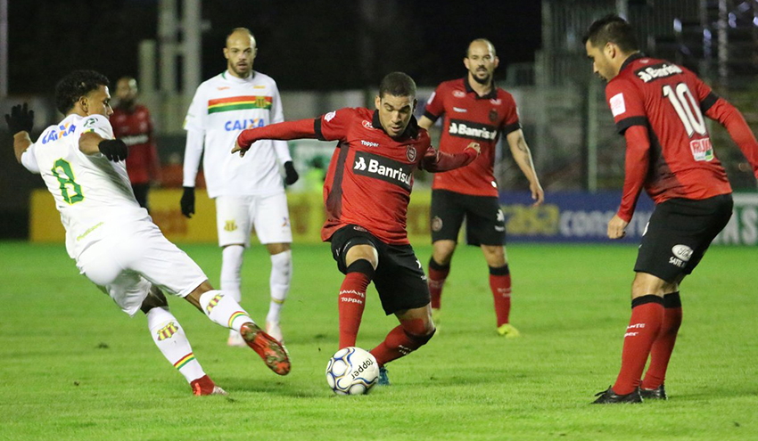  Sampaio vence o Brasil de Pelotas e sai do Z-4