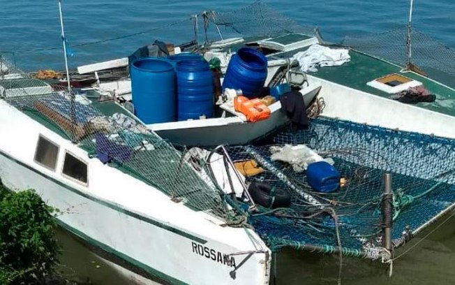  Marinha intercepta barco com migrantes da África no MA