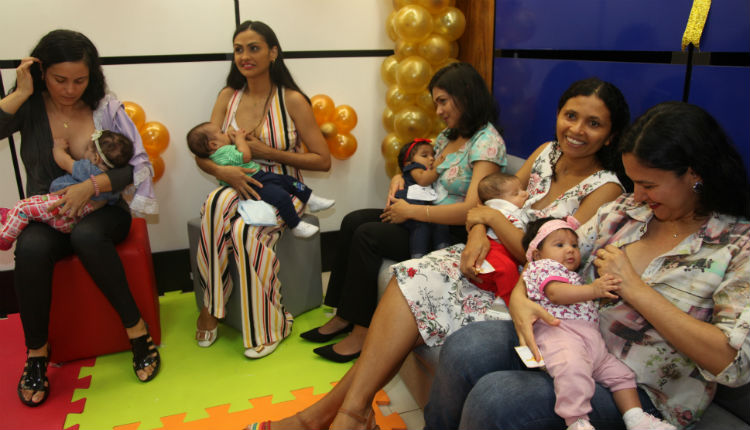  Hospital Universitário realiza “mamaço”