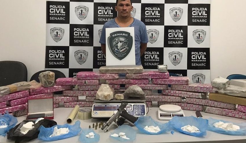  Homem é apresentado com droga avaliada em R$ 160 mil