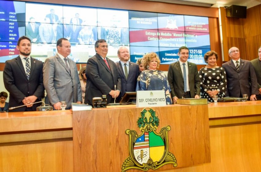  Alcione recebe homenagem da Assembleia Legislativa