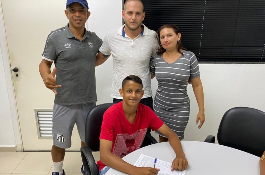  Santos contrata maranhense por R$ 455 mi