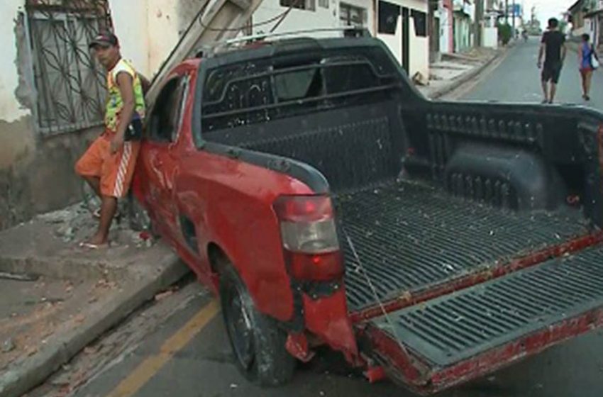  Homem dorme ao volante e causa acidente na Forquilha