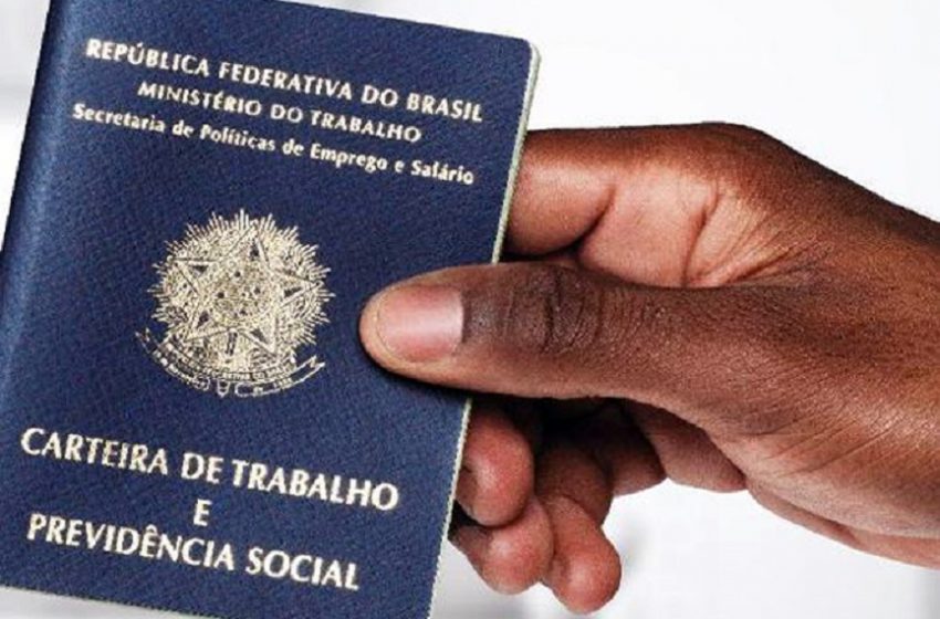  Negros enfrentam mais dificuldades que brancos no mercado de trabalho