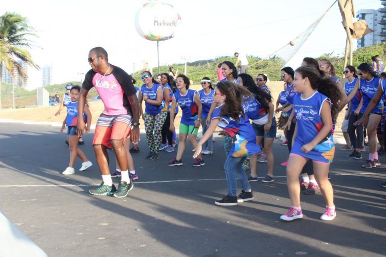  Viva da Beira Mar promove aulão de zumba a servidores e visitantes