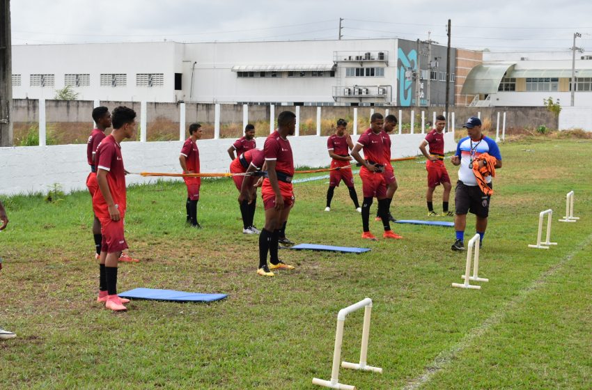  Jogadores do MAC iniciam preparação para campeonato estadual 2018