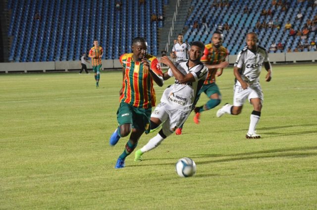  Sampaio vence Ceará, segue invicto e vira líder do Grupo D