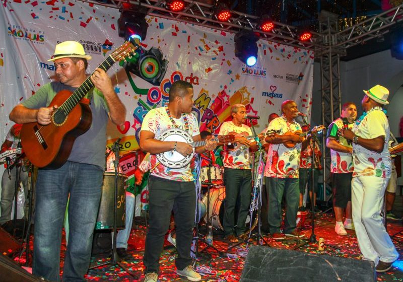  Tradicional Baile da Imprensa reúne profissionais e convidados