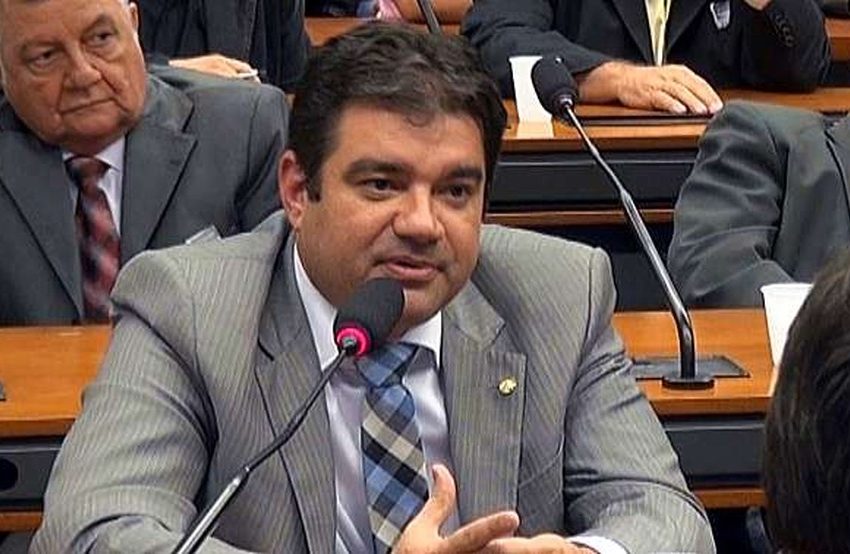  Deputado Júnior Marreca é acionado por irregularidade em convênio