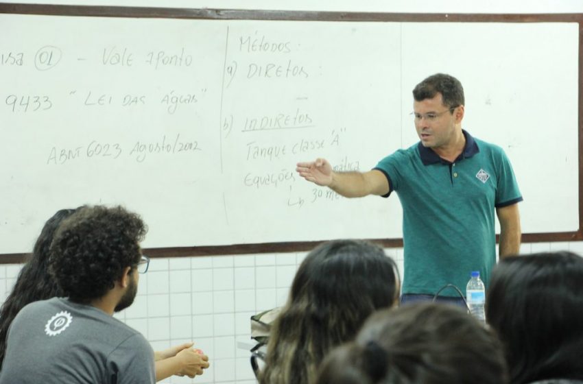  UemaSul abre editais para contratação de professores