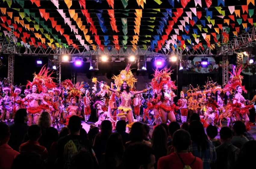  Boi Pirilampo faz abertura de prévias do São João de Todos 2018