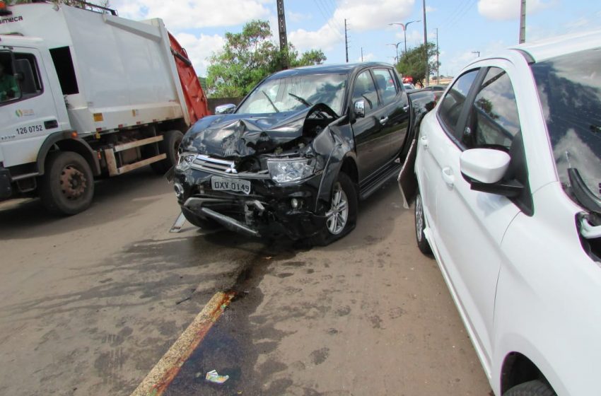  Acidente deixa uma pessoa morta na Avenida dos Africanos