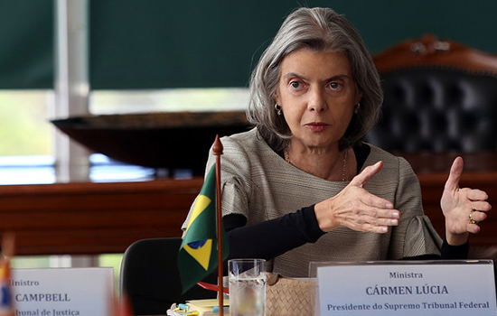  Cármen Lúcia quer renovar o Judiciário