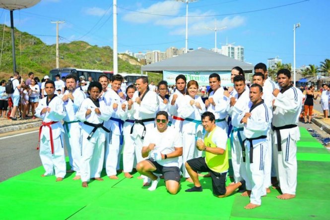  Aulas de artes marciais serão oferecidas a estudantes de escolas públicas