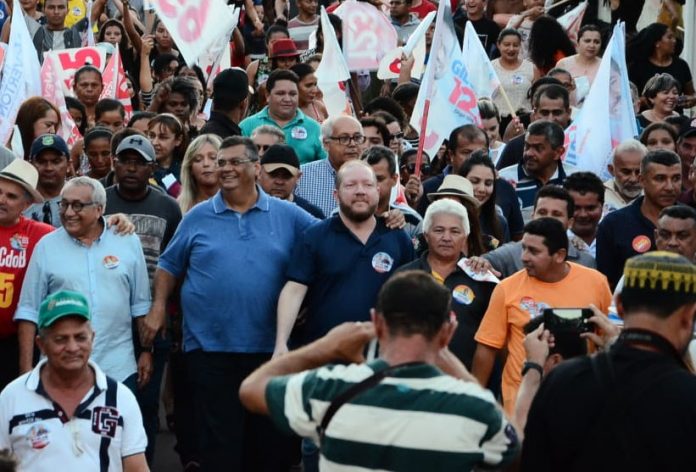  Roseana e Flávio arrastam multidões