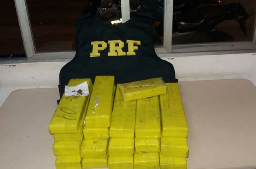  PRF prende mulher com 17 tabletes de maconha na BR 316