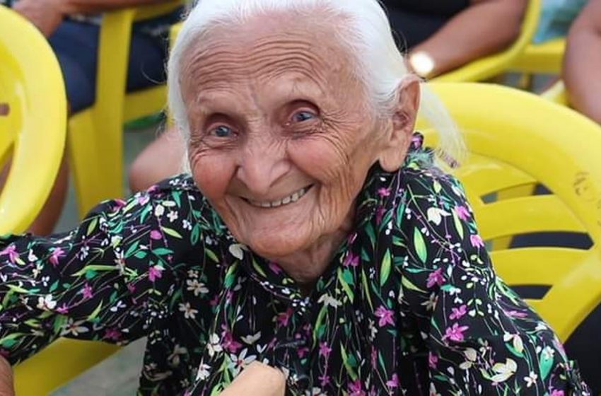  Idosa de 106 anos morta a pauladas por ter reconhecido o assassino