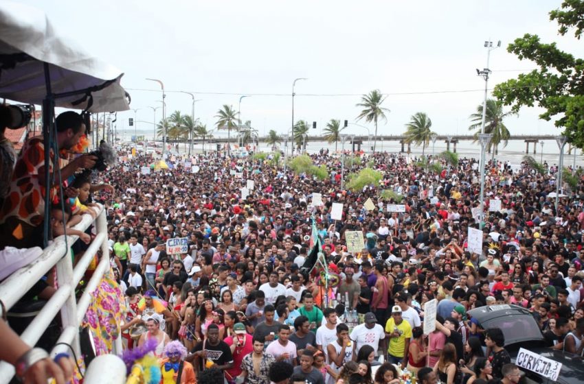  Milhares lotam o Pré-Carnaval de Todos