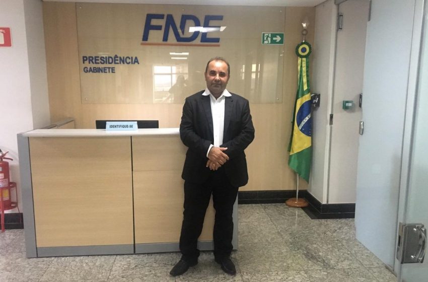  Prefeito de Anajatuba cumpre movimentada agenda em Brasília 