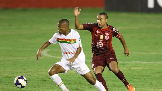  Copa do Nordeste: De virada, Sampaio perde para o Náutico