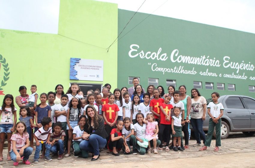  Cemar entrega Escola reformada em Paço do Lumiar