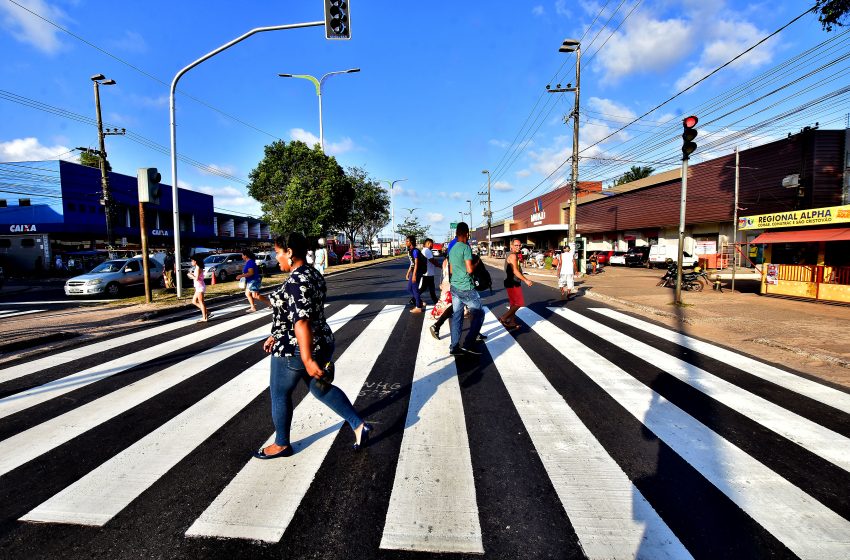  Prefeitura inicia implantação de sinalização após novo asfalto na Avenida Guajajaras