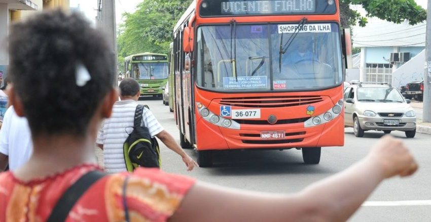  Ônibus vão circular normalmente nesta 2ª feira em São Luís