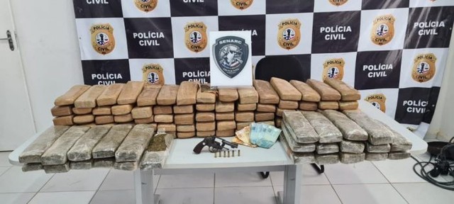  Polícia apreende 100 quilos de maconha em Miranda do Norte