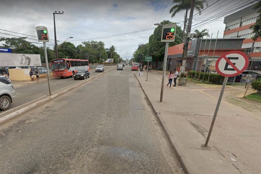  Radares registram velocidade acima da que veículos passam