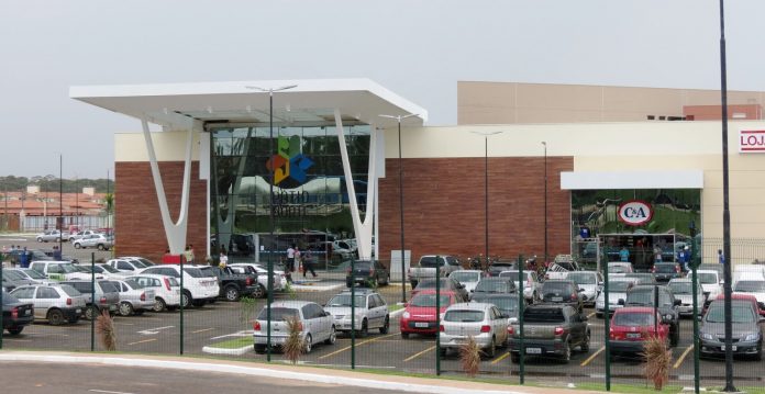  Drive-thru de vacinação é reaberto no Pátio Norte Shopping