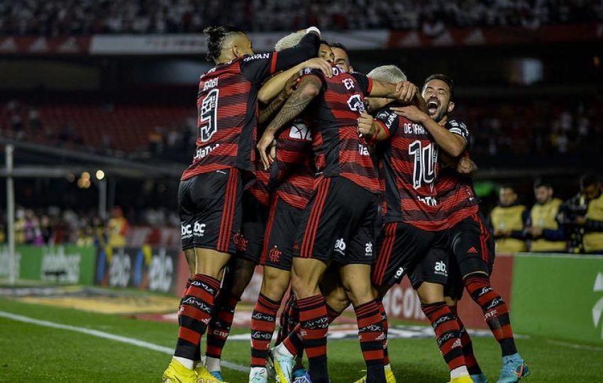  Flamengo quebra tabu do São Paulo no Morumbi e mantém 100% contra Rogério Ceni