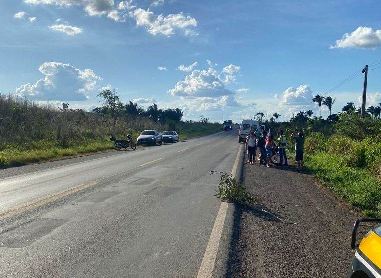  Duas mulheres morrem após colisão com animal em Peritoró