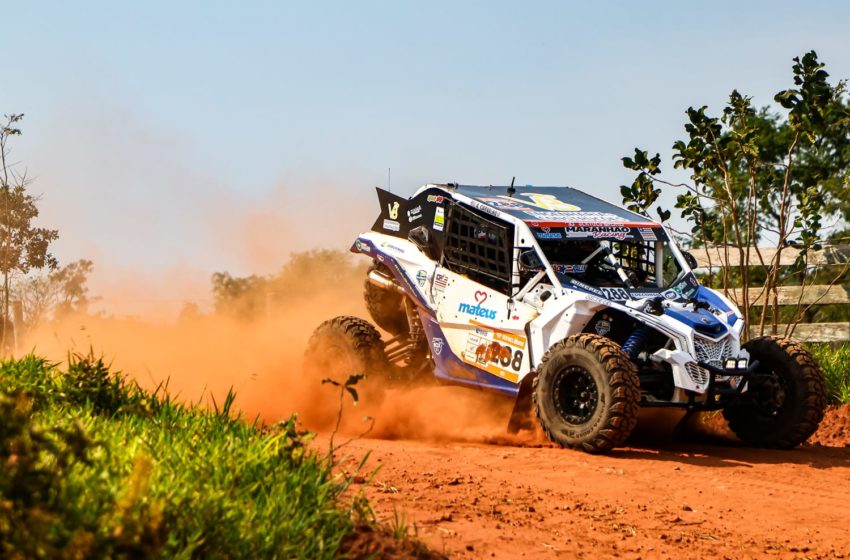  Geraldo Filho e Artur Carvalho chegam em 1º lugar no terceiro dia de Rally dos Sertões