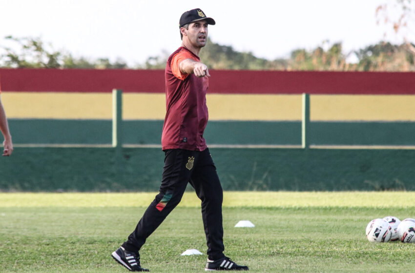  Sampaio recebe Ponte Preta nesta segunda no Estádio Castelão