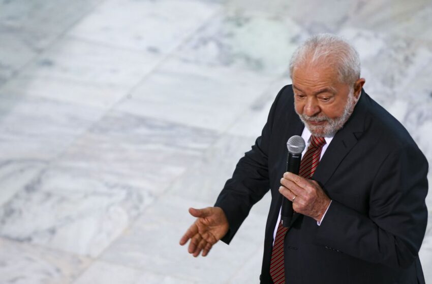  “É preciso colocar o rico no imposto de renda”, diz Lula